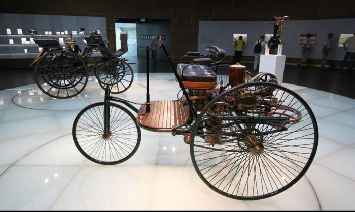 Who were considered the grandfathers of the automobile